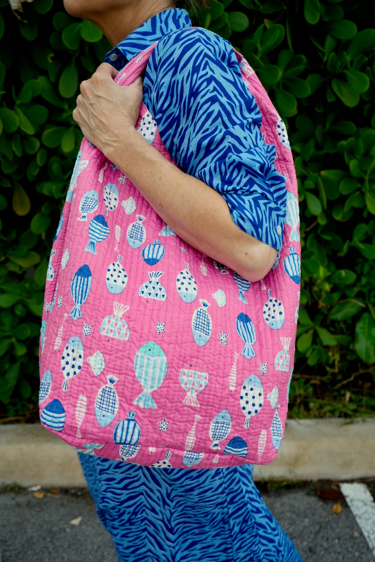 Hobo Bag | Go Fish | Pink